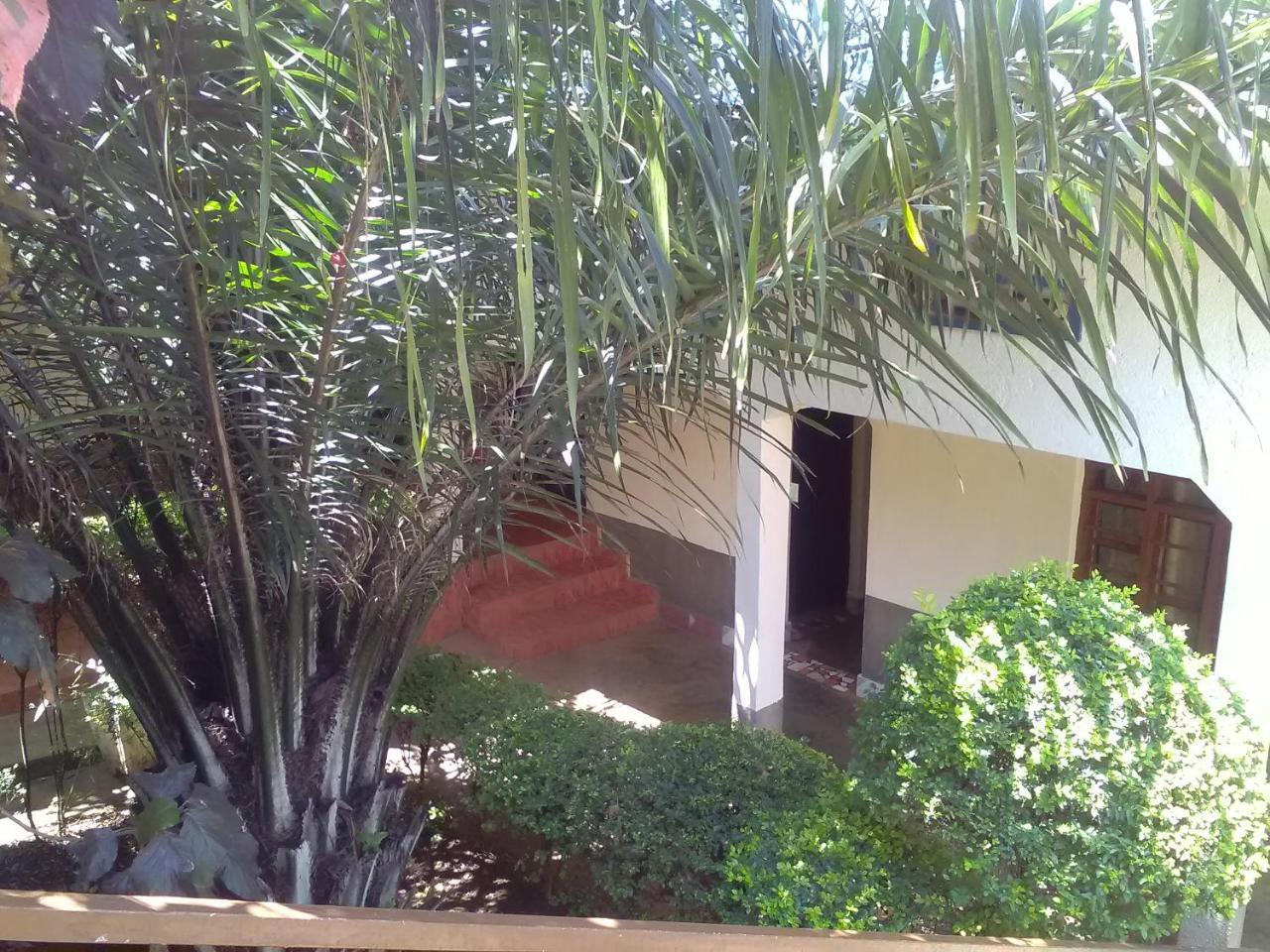 Gloria Motel Cyangugu Kültér fotó