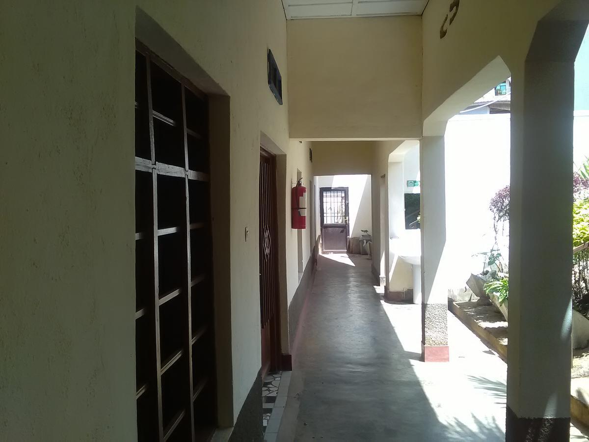 Gloria Motel Cyangugu Kültér fotó