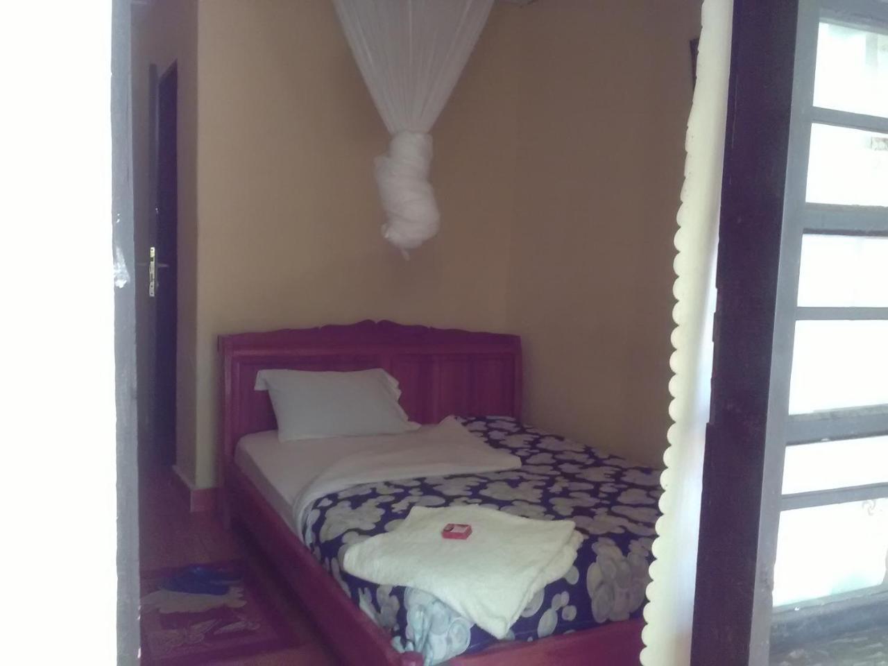 Gloria Motel Cyangugu Kültér fotó